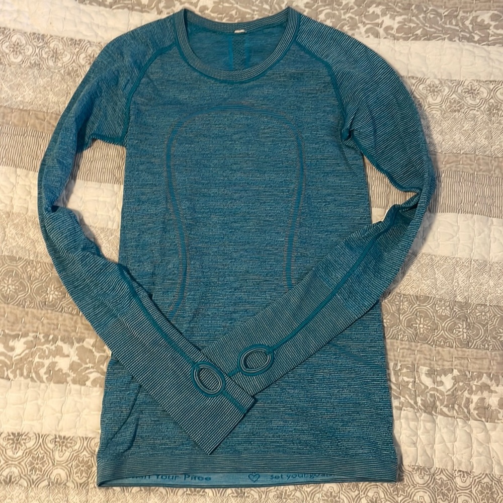 Teal lululemon run swiftly long sleeve shirt